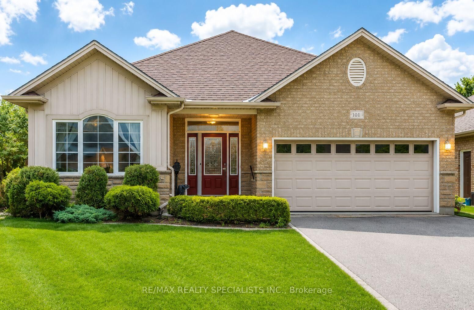 Property Photo:  61 Jones Crescent  ON N4G 5X5 