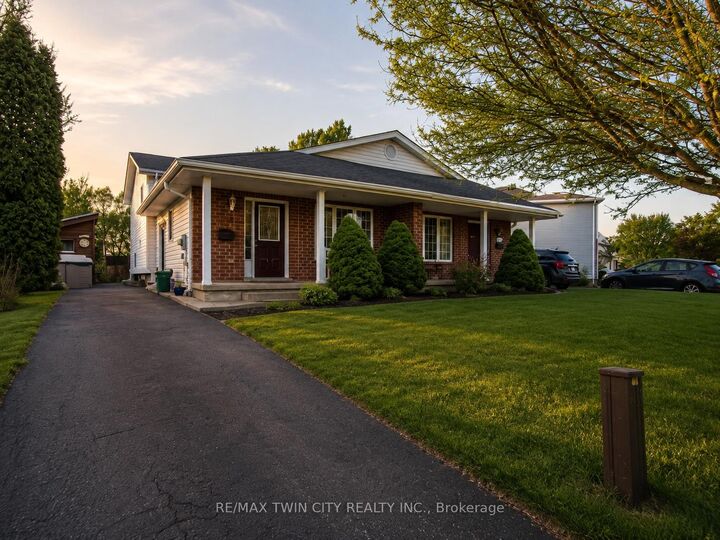 Property Photo:  652 Jacob Lane A  ON N2V 2G9 