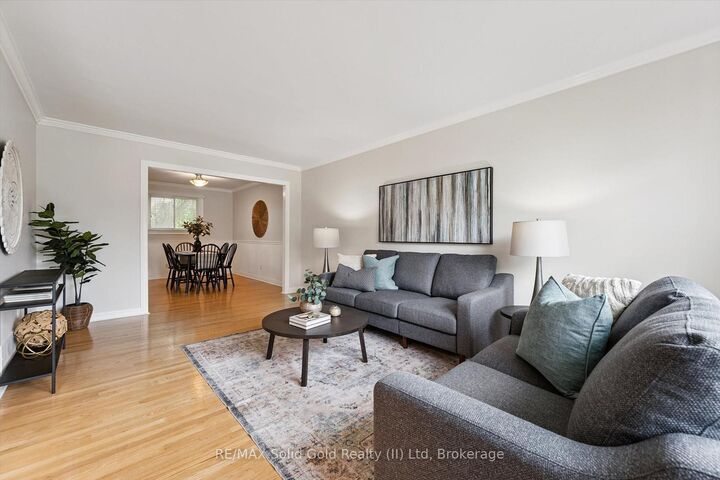Property Photo:  72 Glen Avon Crescent  ON N2N 1C3 