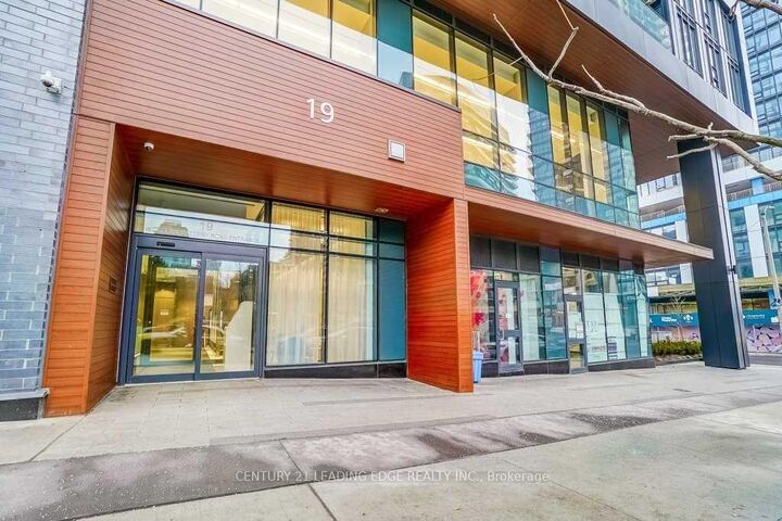 Property Photo:  19 Western Battery Road 3201  ON M6K 0E3 