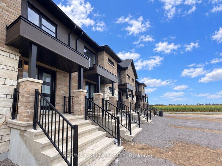 Property Photo:  51 Carpe Street  ON K0A 1M0 