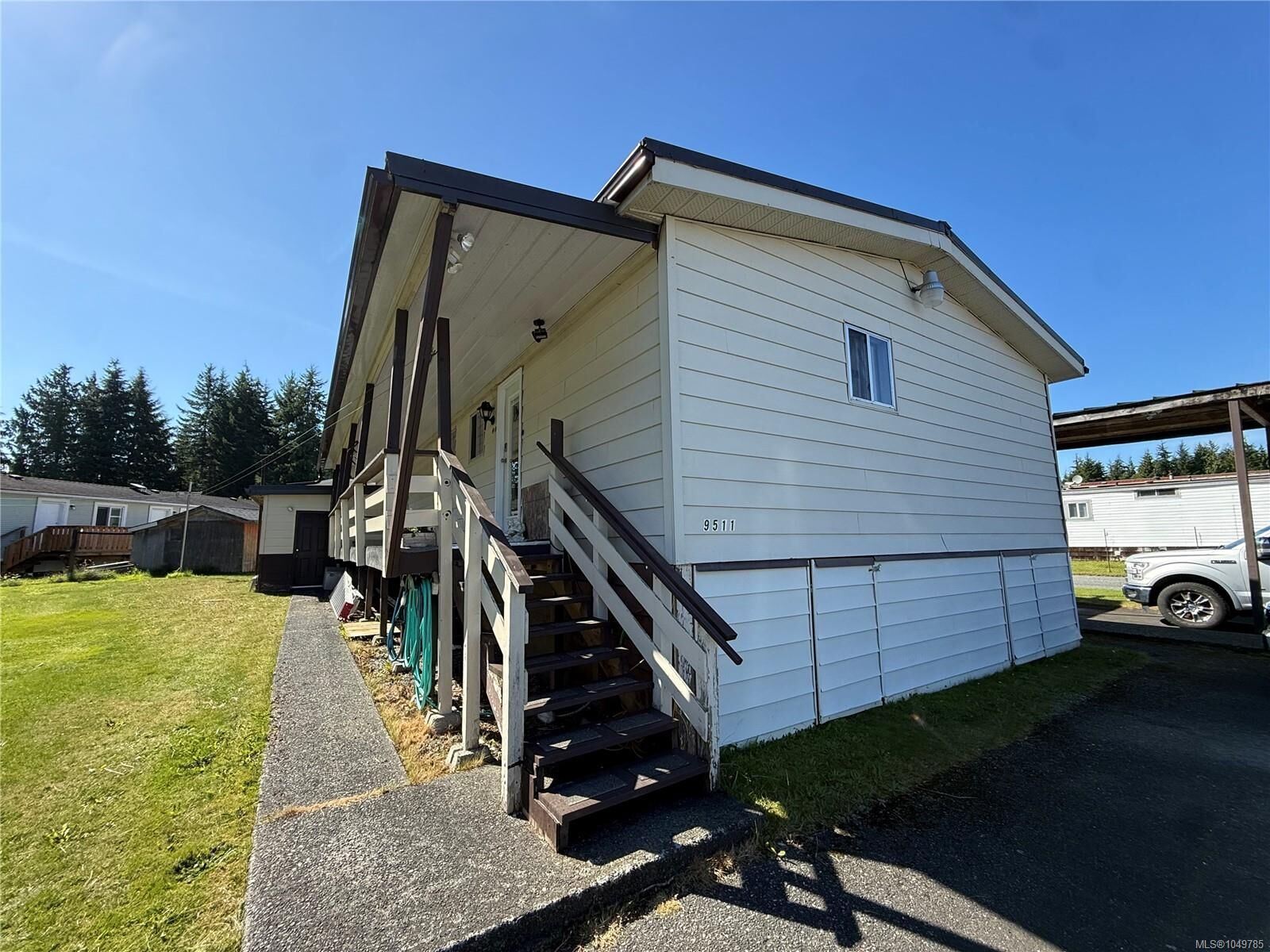 Property Photo: 9511 Chancellor Hts BC V0N 2P0