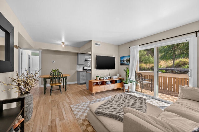 Property Photo: 1281 E Ridge Meadow Ln S #8D UT 84047