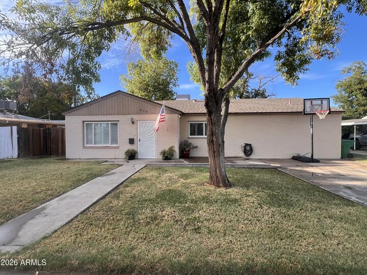 Property Photo: 610 E 1st Place AZ 85203