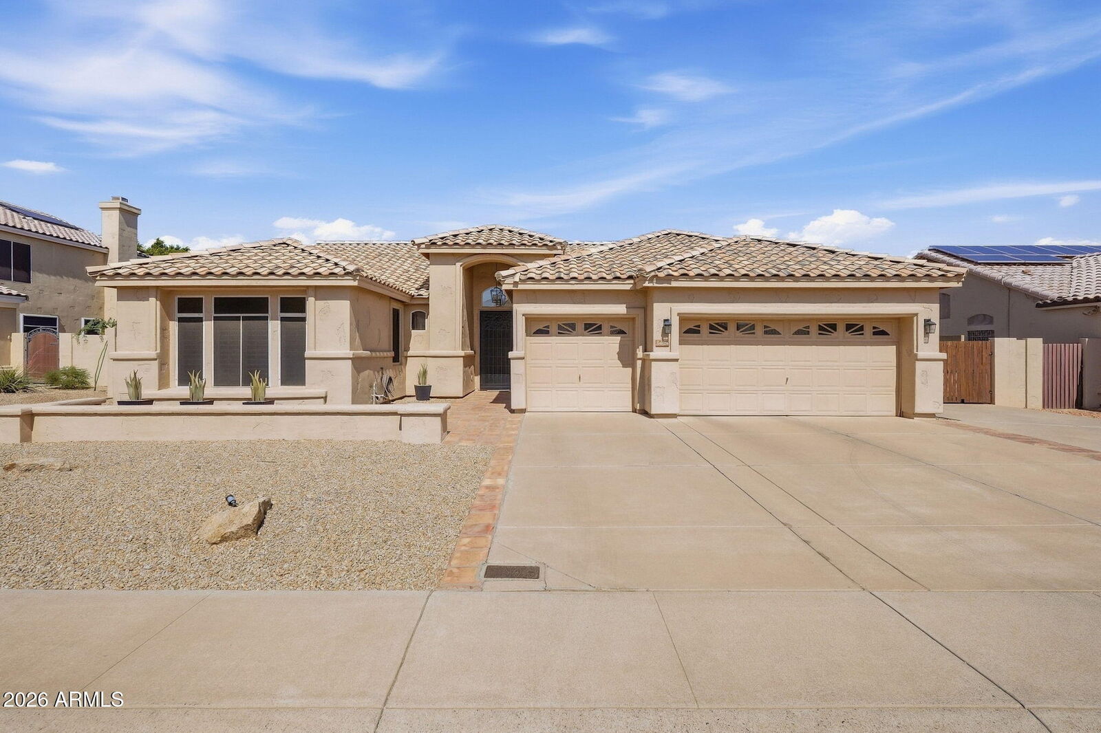Property Photo:  3408 E Granite View Drive  AZ 85044 