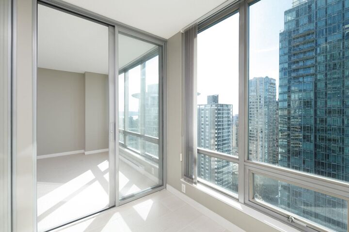 Property Photo:  1200 W Georgia Street 2401  BC V6E 4R2 