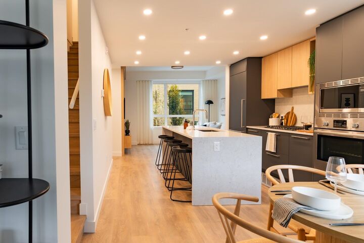 Property Photo:  2050 Glenaire Drive 118  BC V7P 1Y3 