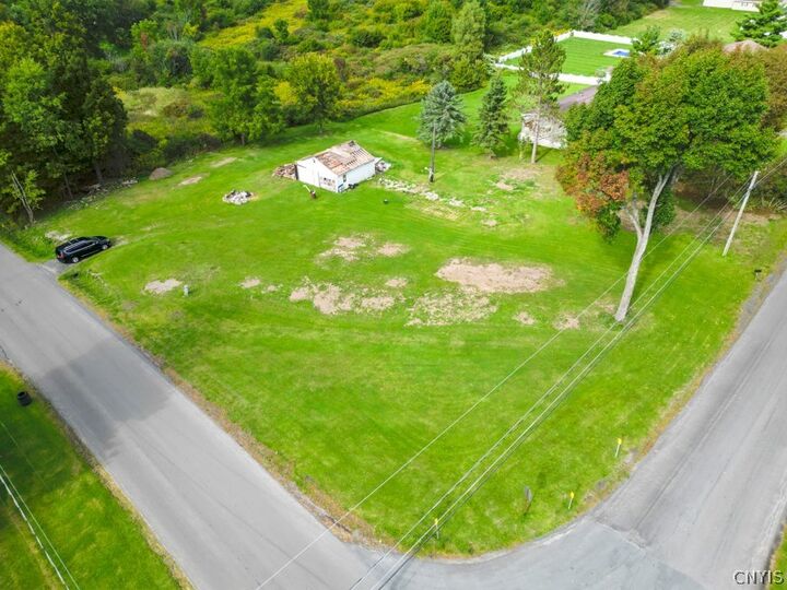 Property Photo:  222 Fernicliff Rd  NY 13407 
