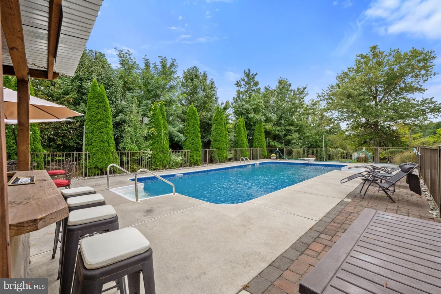 Property Photo:  5 Orchard Drive  NJ 08062 