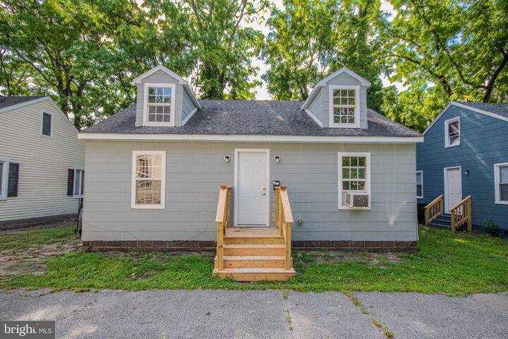 Property Photo: 403 Newton Terrace MD 21801