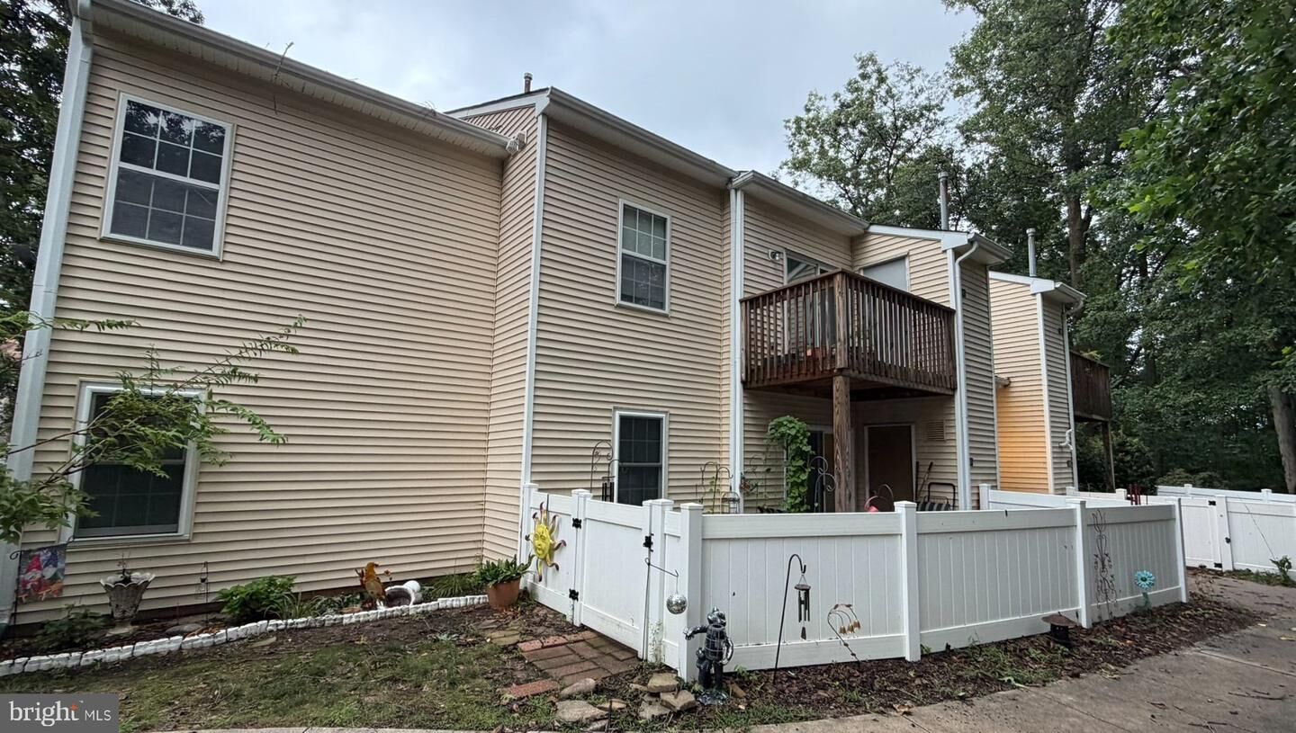 Property Photo:  1303 Tristram Circle  NJ 08051 