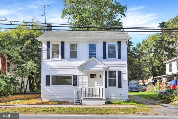 Property Photo:  2462 Route 737  PA 19529 