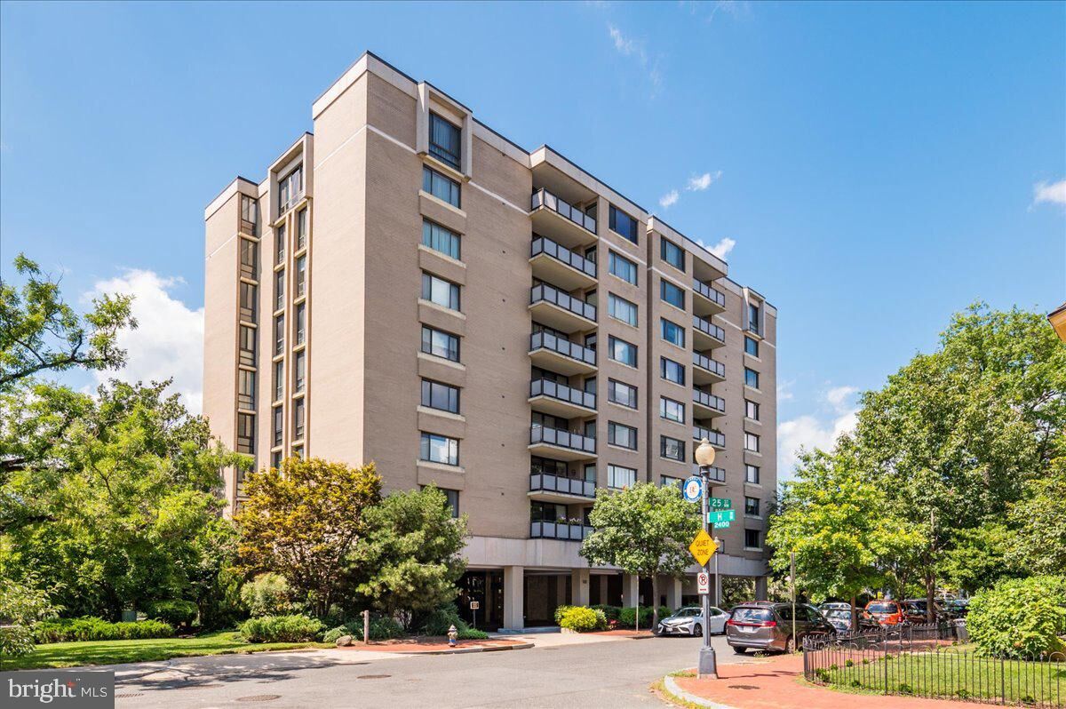 Property Photo: 800 25th Street NW 903 DC 20037