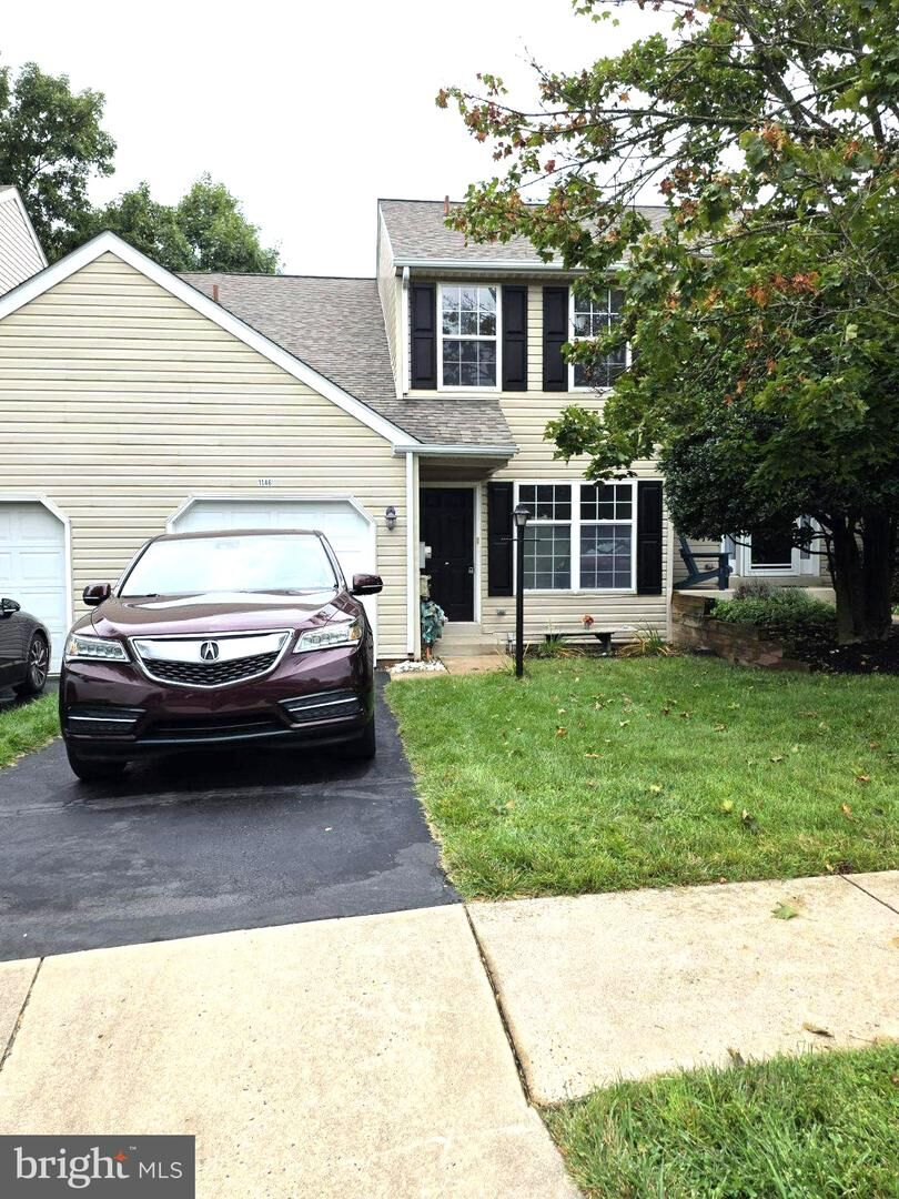 Property Photo:  1146 Oxford Circle  PA 19446 