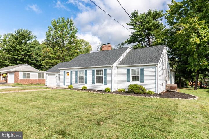 Property Photo:  333 W Myrtle Street  PA 17340 