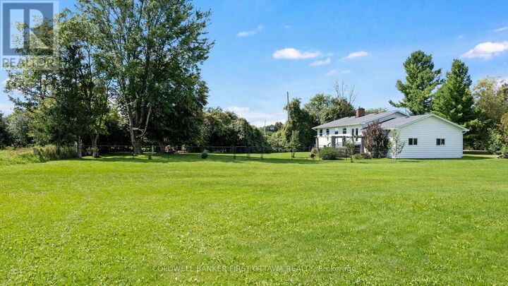 Property Photo: 2335 Tennyson Road ON K7H 3C8