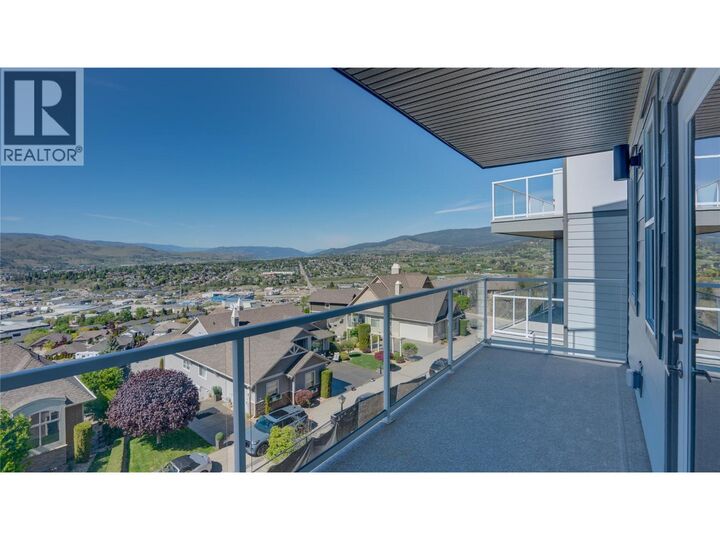 Property Photo:  1050 Mt Revelstoke Place 2  BC V1B 3Z9 
