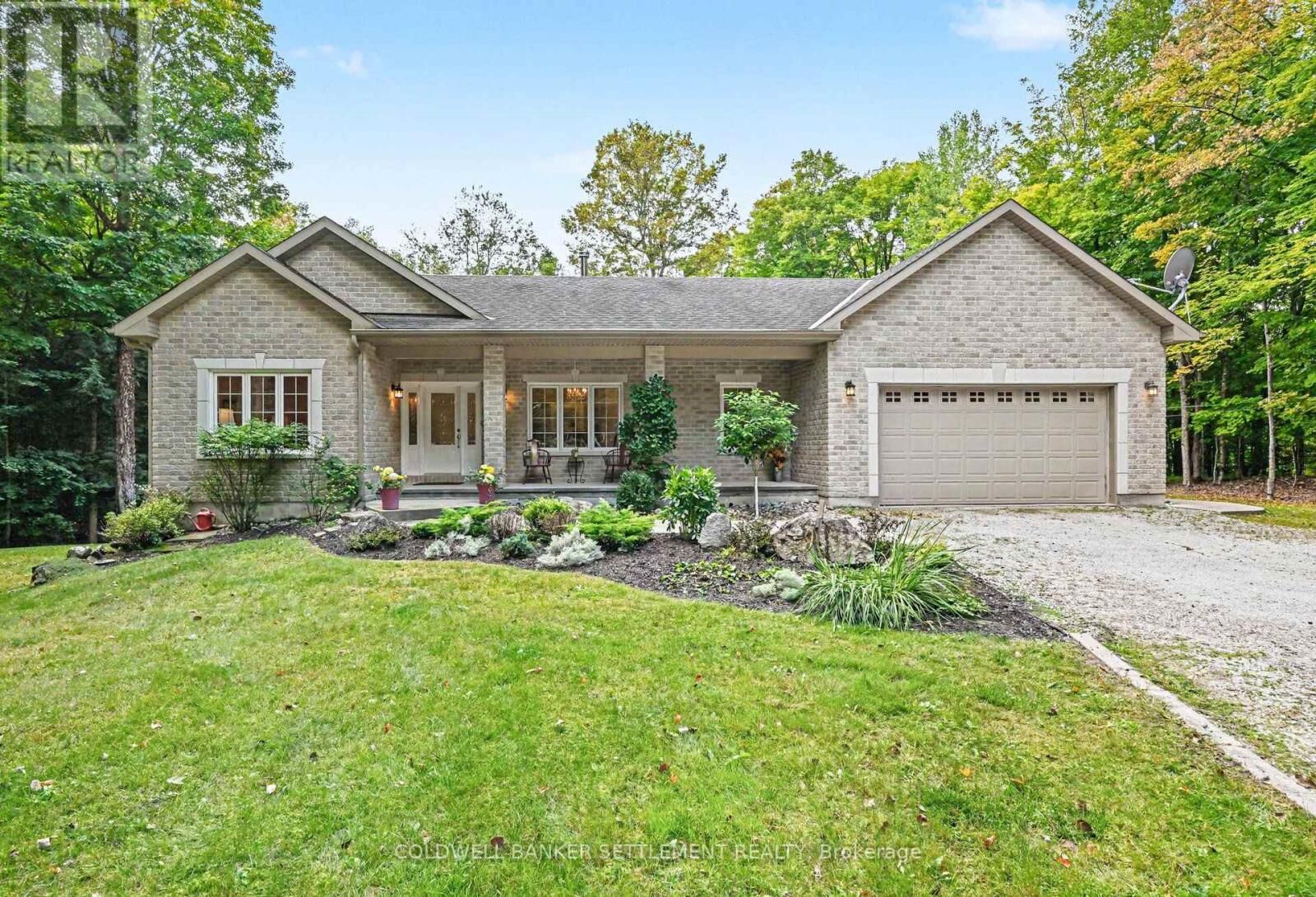 Property Photo:  476 Lakewood Road  ON K7H 0C7 