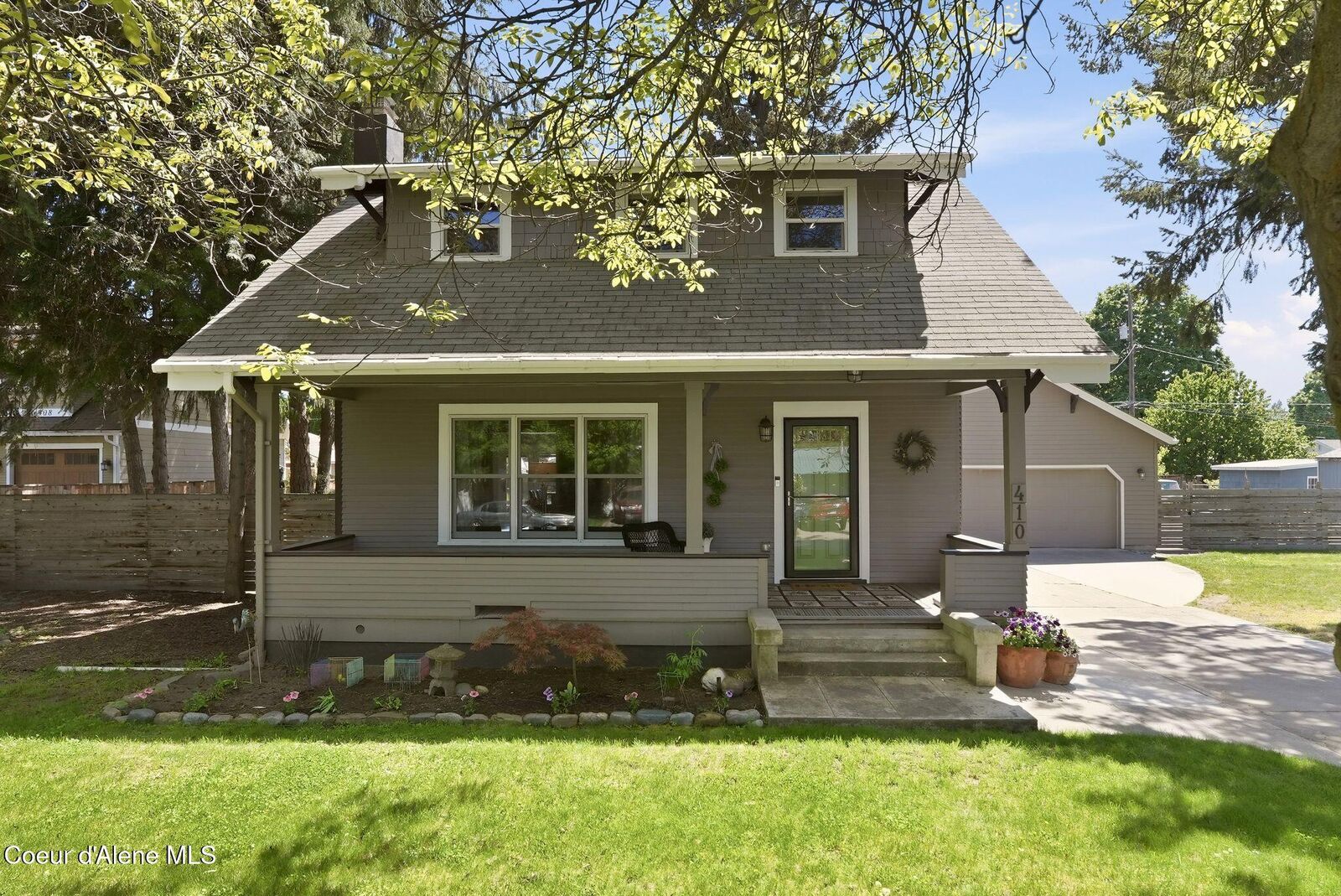 Property Photo:  410 W Mill Ave  ID 83814 