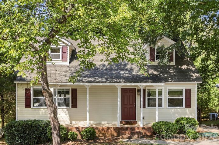 Property Photo:  5907 Scots Bluff Drive  NC 28227 