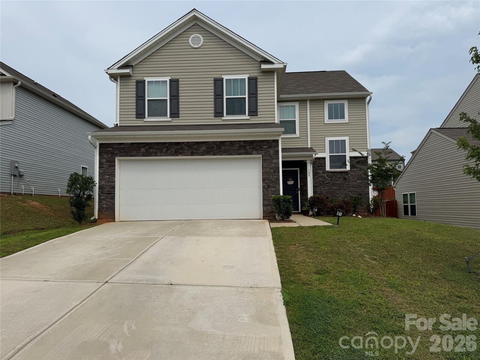 Property Photo: 129 Mooring Drive NC 28677
