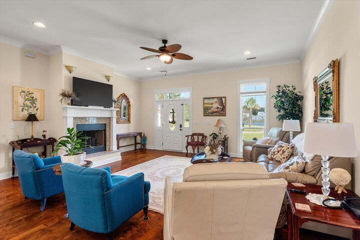 Property Photo: 1198 Hitchfield Lane SC 29429