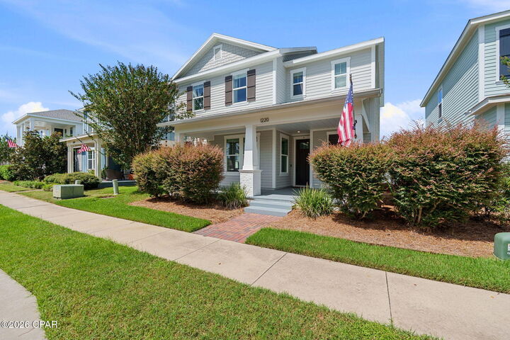 Property Photo: 1220 Finch Street FL 32405