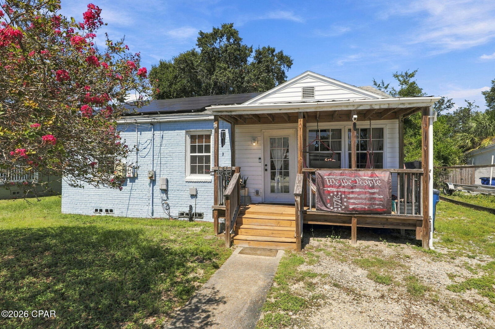 Property Photo: 1434 W 10th Street FL 32401