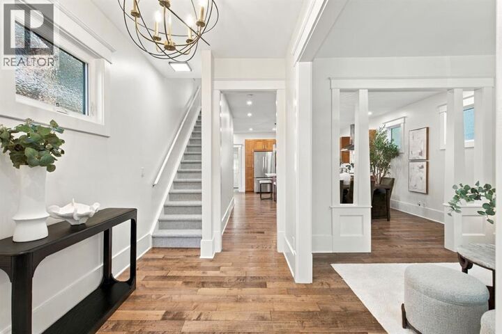 Property Photo:  814 19 Avenue Southwest  AB T2T 0H5 