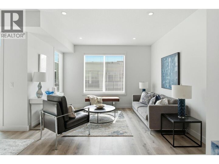 Photo de la propriété:  610 Academy Way 117  BC V1V 0E8 