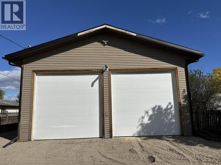 Property Photo:  10864 101 Street  BC V0C 2K0 