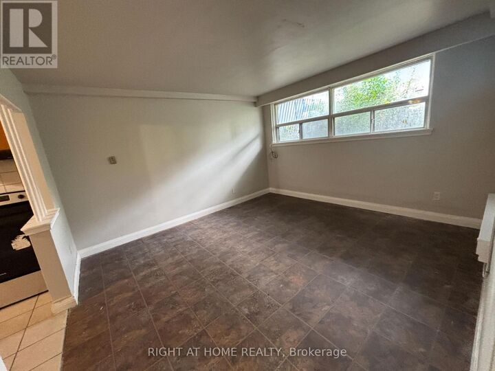 Property Photo: 513 Oakwood Avenue Lower ON M6E 2W9