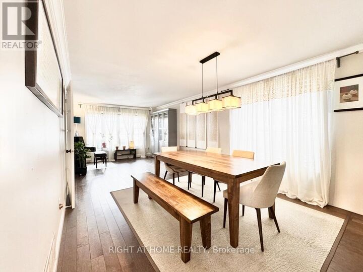Property Photo: 16 Grants Way ON L4N 0J4