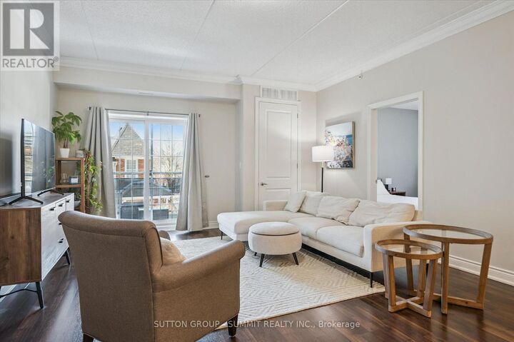 Property Photo:  1077 Gordon Street 242  ON N1E 0E3 