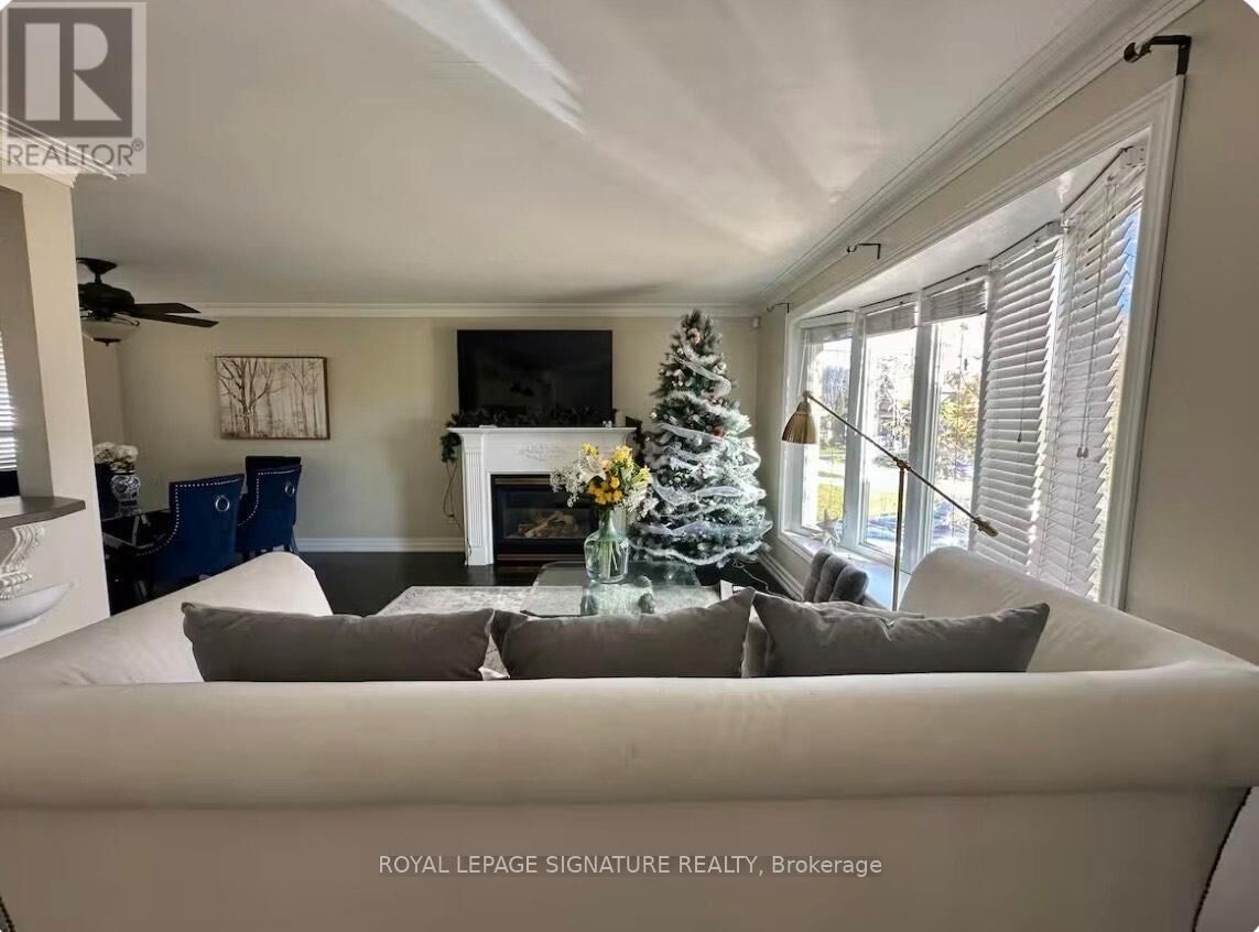 Property Photo: 1353 Sheldon Avenue ON L6L 2P9