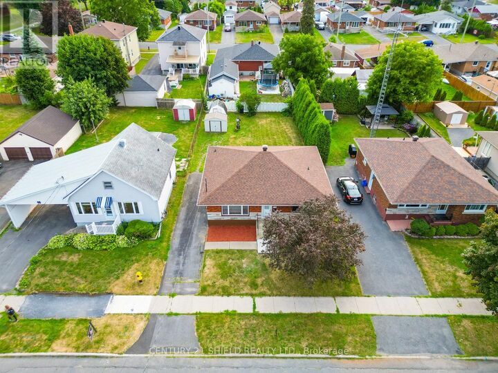 Property Photo:  119 Anthony Street  ON K6H 5J9 