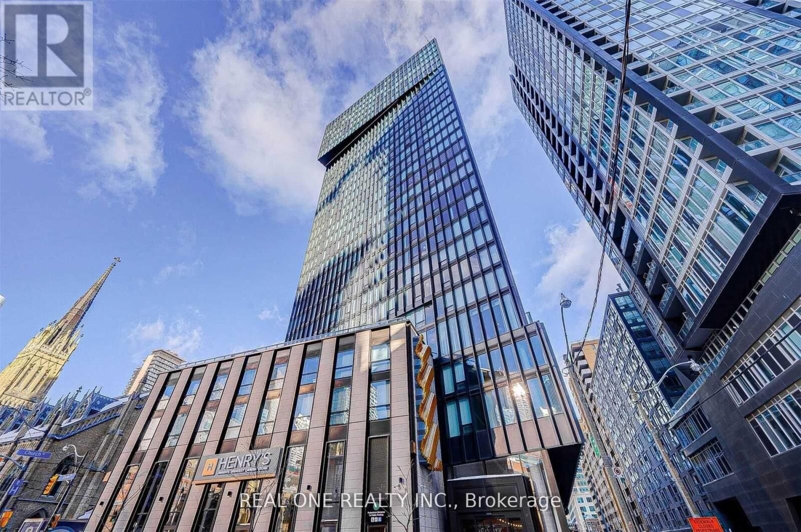Property Photo: 60 Shuter Street 216 ON M5B 0B7