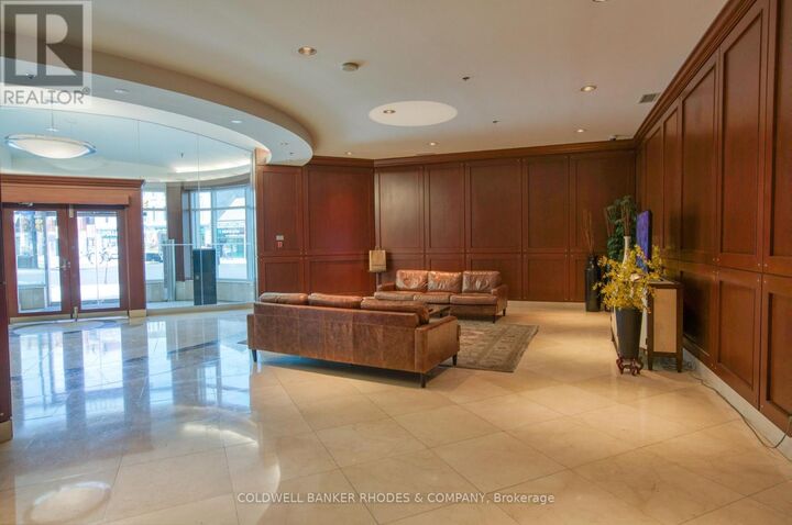 Property Photo: 200 Rideau Street 1901 ON K1N 5Y1