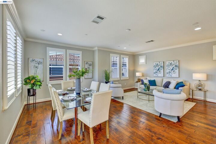 Property Photo: 538 Selby Ln CA 94551