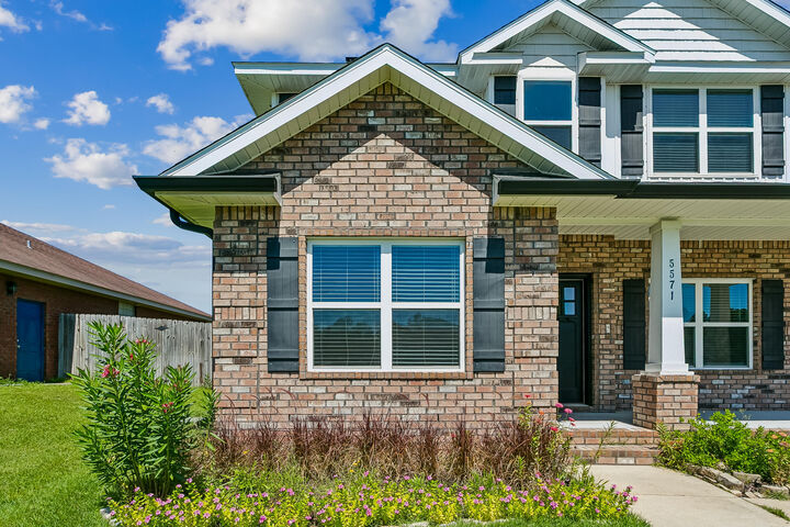 Property Photo:  5571 Inspiration Street  FL 32570 