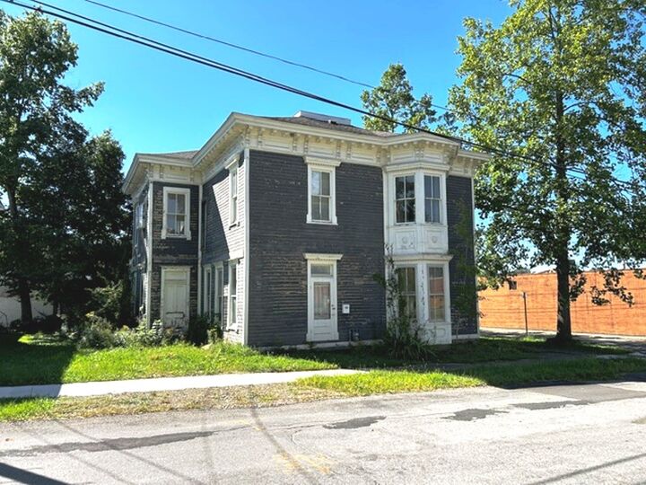 Property Photo: 102 W Pleasant Street PA 16407