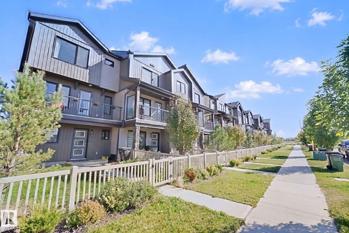 Property Photo:  612 Kinglet Boulevard NW  AB T5S 0S9 