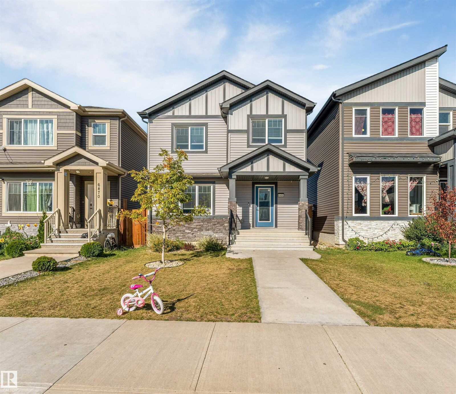 Property Photo:  6466 177A Avenue NW  AB T5Y 3X2 