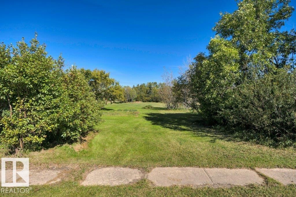 Property Photo:  4748 50 Avenue  AB T0B 4A0 