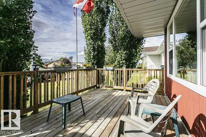 Property Photo: 41 Duke Drive AB T0B 2R0