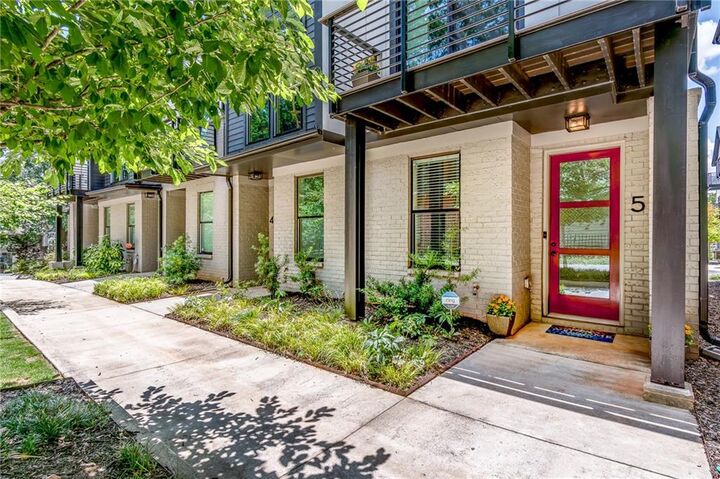 Property Photo:  1350 May Avenue SE 5  GA 30316 