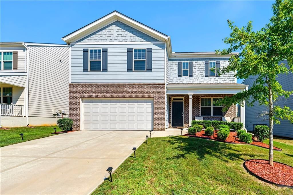 Property Photo: 5384 Pennington Court GA 30349