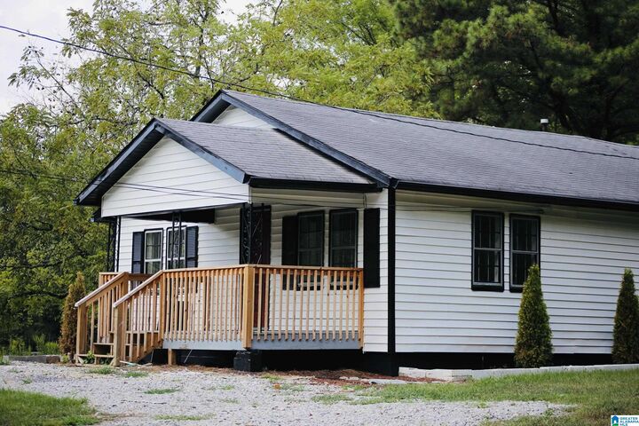 Property Photo: 4024 Dusty Lane AL 35022