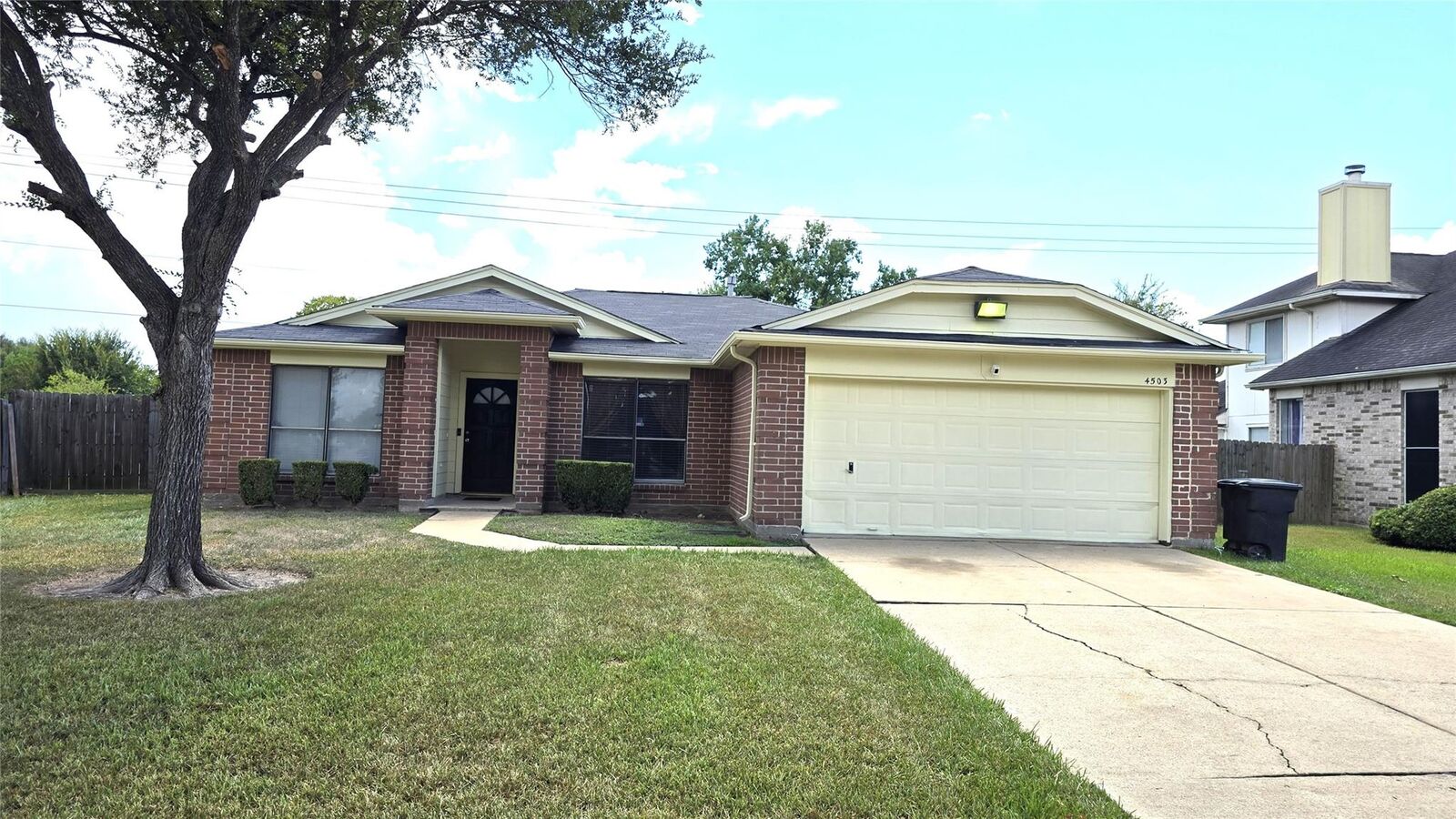 Property Photo:  4503 Buckleridge Road  TX 77053 
