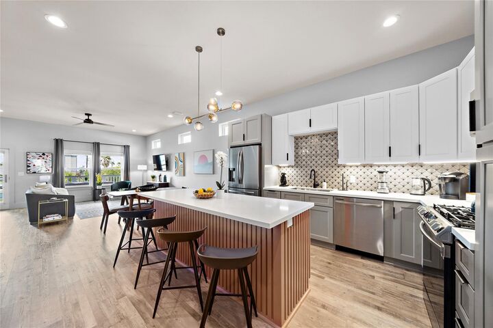 Property Photo:  2307 Bernardo De Galvez Avenue  TX 77550 